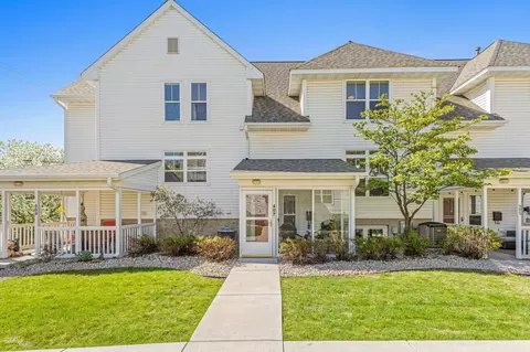 407 Colborne St, Saint Paul, MN 55102