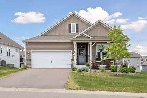 13693 Applewood Trl, Rosemount, MN 55068