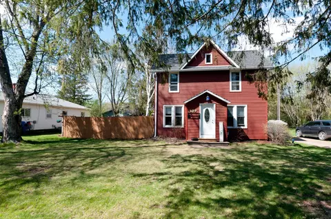 509 W Poplar Ave, Cameron, WI 54822