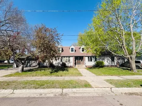 2526 Garnet Ave, Slayton, MN 56172
