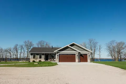 Exterior - 46361 Nitche Lake Rd, Perham, MN 56573 photo 1 of 22