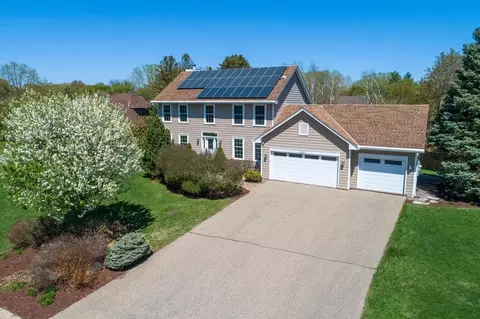 3662 Wescott Hills Dr, Eagan, MN 55123