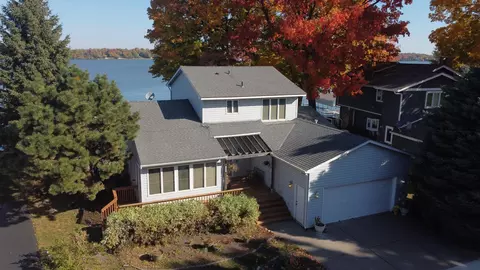 1942 Shorewood Ln, Mound, MN 55364