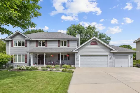 3448 Churchill Dr, Woodbury, MN 55125