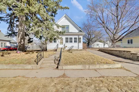 147 Haskell St E, West Saint Paul, MN 55118
