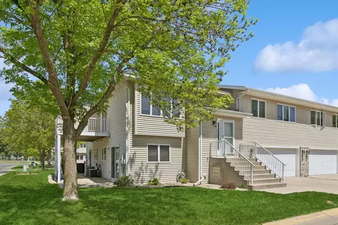 136 Sieben Crest Ln, Hastings, MN 55033