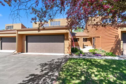 38546 Grand Ave, North Branch, MN 55056