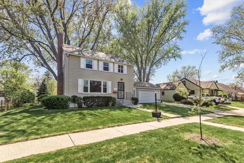 1712 Hyacinth Ave E, Saint Paul, MN 55106