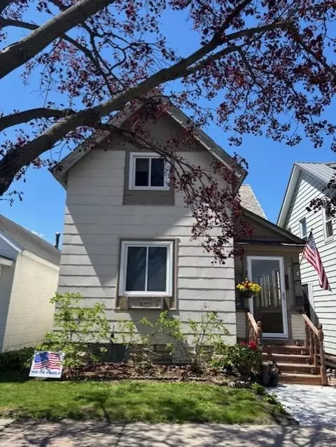 319 Chatfield St, Winona, MN 55987