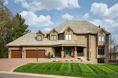 13814 Grothe Cir, Apple Valley, MN 55124