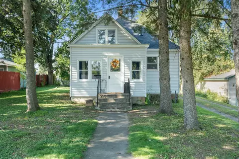 305 S Pierson Ave, New Richmond, WI 54017