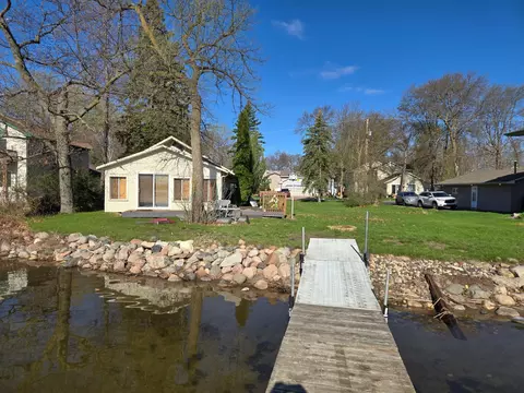 891 19th St SE, Forest Lake, MN 55025
