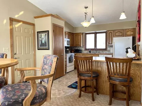 Kitchen - 1085 20th St, Windom, MN 56101 photo 5 of 7