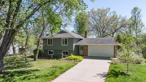 13056 Euclid Ave, Apple Valley, MN 55124