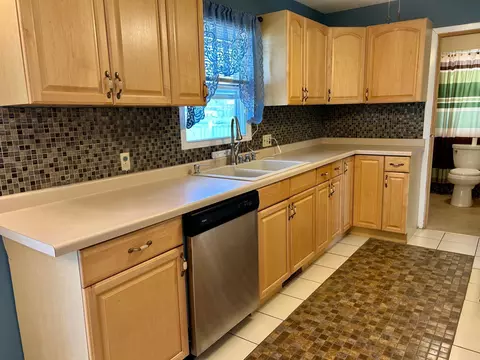 324 Maple Ave S, Thief River Falls, MN 56701 photo 17