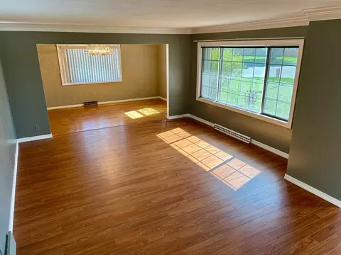 324 Maple Ave S, Thief River Falls, MN 56701 photo 10