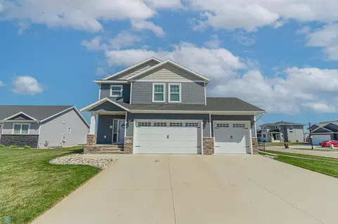 1106 26th Ave W, West Fargo, ND 58078