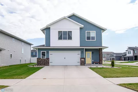 5255 11th St W, West Fargo, ND 58078