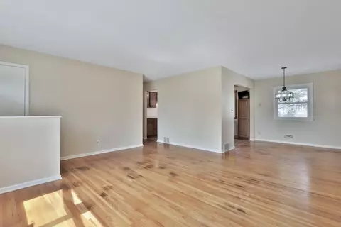 Living - 2121 Mapleview Ave, Maplewood, MN 55109 photo 1 of 2