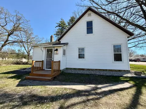 Exterior - 220 Minnesota St N, Plummer, MN 56748 photo 4 of 4
