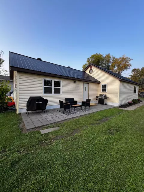 513 Water Ave N, Saint Hilaire, MN 56754