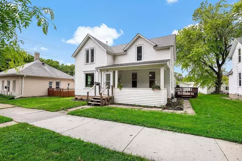 706 N Broad St, Mankato, MN 56001