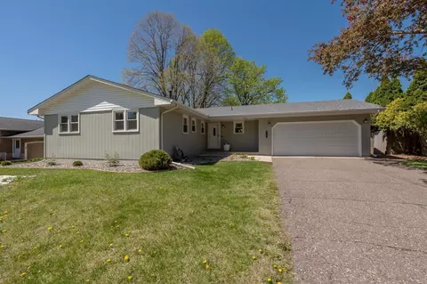 3333 Hillsboro Ave N, New Hope, MN 55427