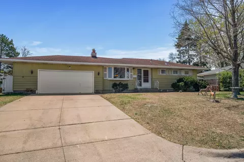 3007 66th Ave N, Brooklyn Center, MN 55429