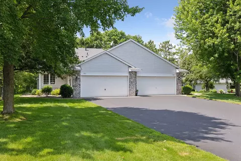 3819 Stonehaven Ct, Anoka, MN 55303