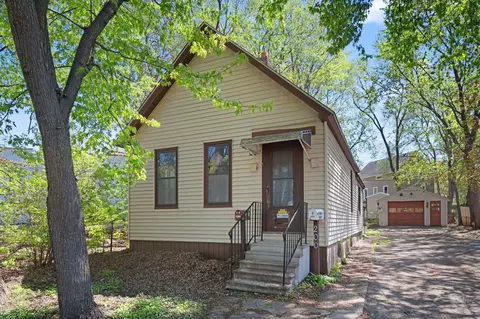 200 Winona St W, West Saint Paul, MN 55118