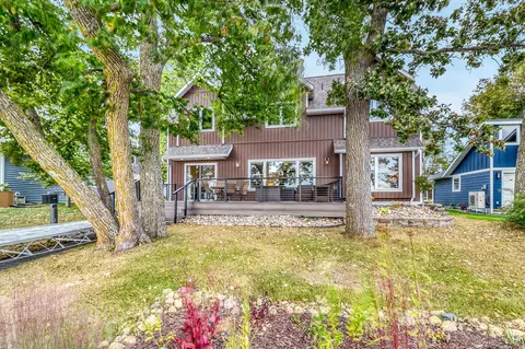 26533 Paradise Point Rd, Detroit Lakes, MN 56501