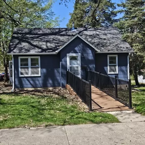 1108 Irving St, Alexandria, MN 56308