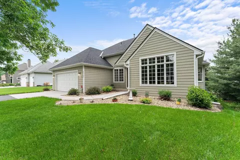 8768 Pheasant Run Rd, Woodbury, MN 55125