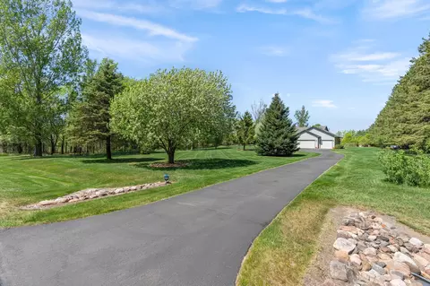 1929 297th Ave NW, Isanti, MN 55040