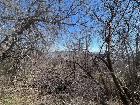 1010 W 2nd St, Duluth, MN 55805