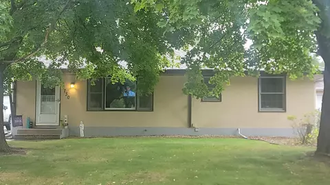 8730 Hallmark Ave S, Cottage Grove, MN 55016