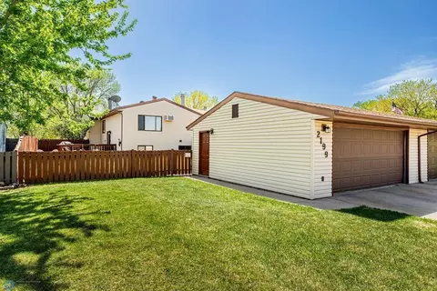 2199 2nd Ave E, West Fargo, ND 58078
