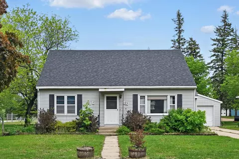 103 Funk Ave, Lakefield, MN 56150