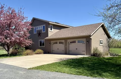 116 270th St, Osceola, WI 54020