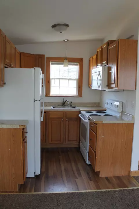 Kitchen - 19391 County 37, Osakis, MN 56360 photo 2 of 4