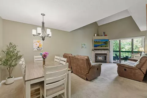 7618 York Ave S #1318, Edina, MN 55435