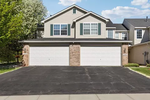 9010 Comstock Ln N, Maple Grove, MN 55311
