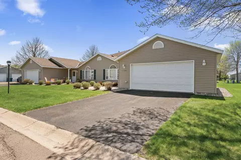 5588 Kalland Ave NE, Albertville, MN 55301