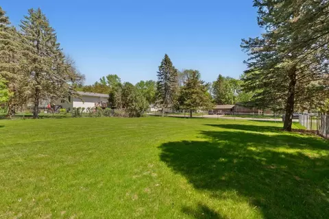 431 10th Ave SE, Faribault, MN 55021 photo 8
