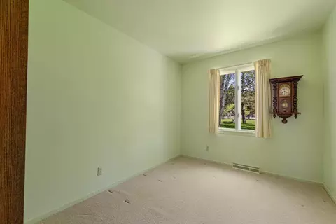 431 10th Ave SE, Faribault, MN 55021 photo 32