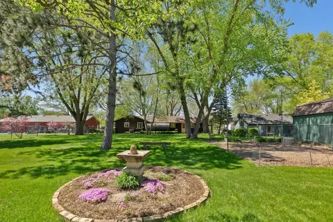 431 10th Ave SE, Faribault, MN 55021 photo 6
