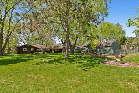 431 10th Ave SE, Faribault, MN 55021 photo 4