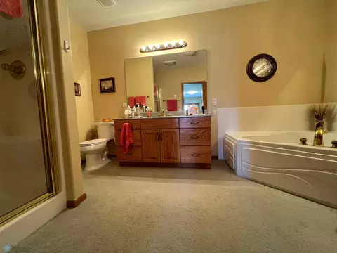 Bath - 2501 30th Ave S #101, Fargo, ND 58103 photo 1 of 3