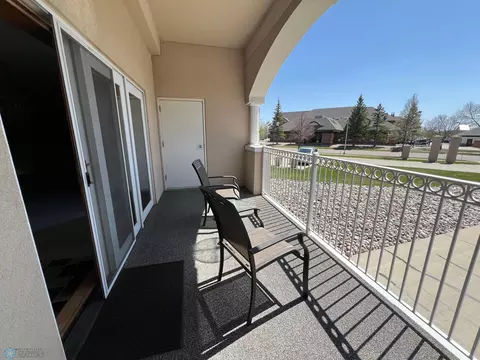 Exterior - 2501 30th Ave S #101, Fargo, ND 58103 photo 1 of 3