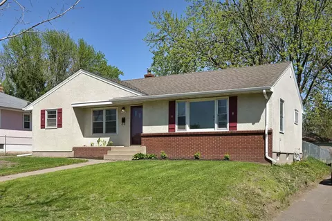 1648 Darlene St, Saint Paul, MN 55119